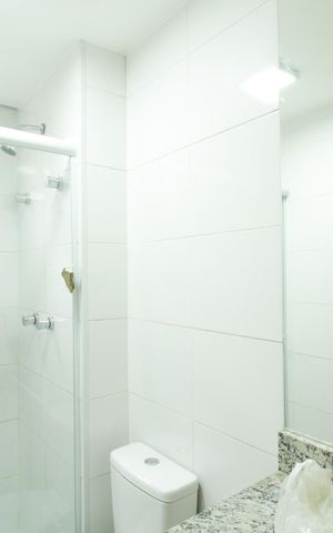 Apartamento à venda com 42m², 2 quartos e 1 vaga Apartamento à venda com 42m², 2 quartos e 1 vagaBanheiro