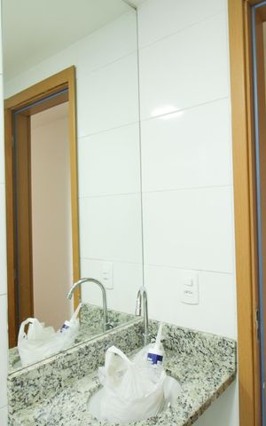 Apartamento à venda com 42m², 2 quartos e 1 vaga Apartamento à venda com 42m², 2 quartos e 1 vagaBanheiro