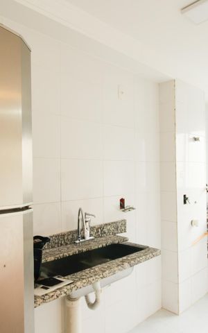 Apartamento à venda com 42m², 2 quartos e 1 vaga Apartamento à venda com 42m², 2 quartos e 1 vagaSala / cozinha