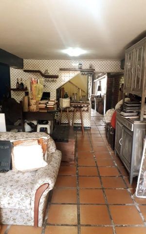 Casa à venda com 143m², 3 quartos e 2 vagas