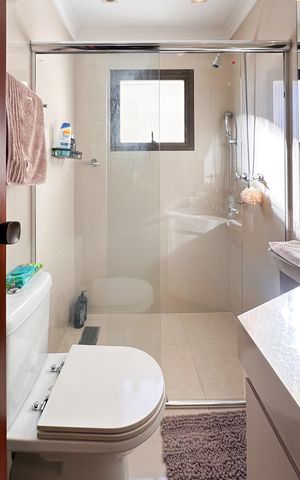 Apartamento para alugar com 130m², 4 quartos e 2 vagas Apartamento para alugar com 130m², 4 quartos e 2 vagasBanheiro Social