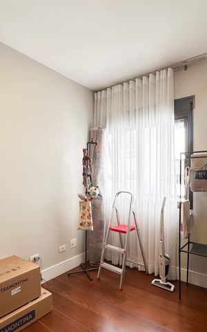 Apartamento para alugar com 130m², 4 quartos e 2 vagas Apartamento para alugar com 130m², 4 quartos e 2 vagasQuarto 1