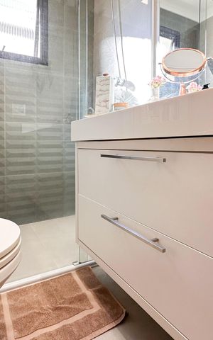 Apartamento para alugar com 130m², 4 quartos e 2 vagas Apartamento para alugar com 130m², 4 quartos e 2 vagasBanheiro da Suíte