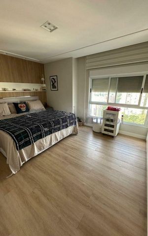 Apartamento à venda com 211m², 3 quartos e 3 vagas