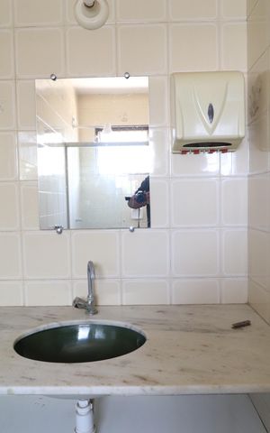 Casa para alugar com 250m², 5 quartos e 2 vagasBanheiro da suíte 