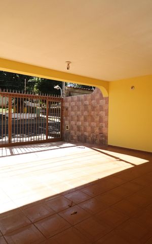 Casa para alugar com 250m², 5 quartos e 2 vagasVaranda 