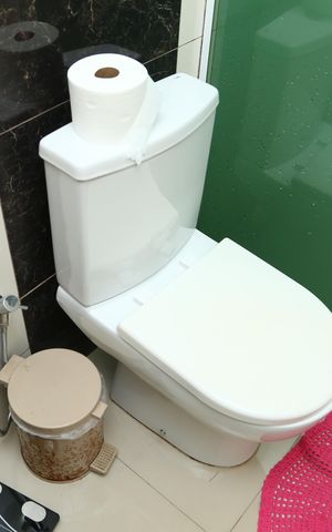 Casa à venda com 360m², 4 quartos e 4 vagasBanheiro social