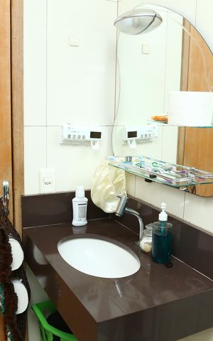 Casa à venda com 360m², 4 quartos e 4 vagasBanheiro social