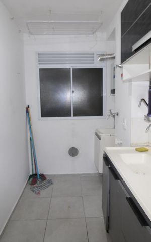 Apartamento à venda com 41m², 2 quartos e sem vagaCozinha e Área de Serviço