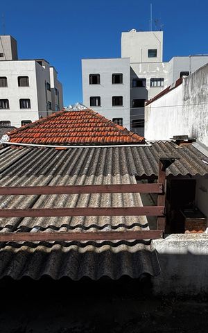 Casa à venda com 156m², 2 quartos e 2 vagas Casa à venda com 156m², 2 quartos e 2 vagasQuintal