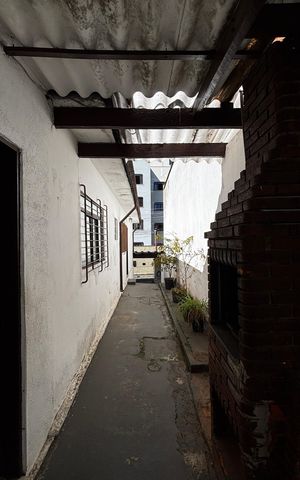 Casa à venda com 156m², 2 quartos e 2 vagas Casa à venda com 156m², 2 quartos e 2 vagasCorredor