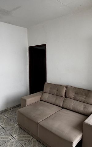 Casa à venda com 156m², 2 quartos e 2 vagas Casa à venda com 156m², 2 quartos e 2 vagasSala
