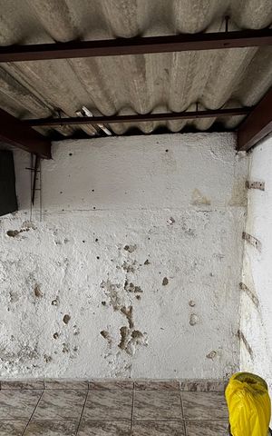 Casa à venda com 156m², 2 quartos e 2 vagas Casa à venda com 156m², 2 quartos e 2 vagasQuintal - Area de Serviço