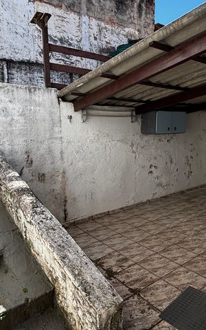 Casa à venda com 156m², 2 quartos e 2 vagas Casa à venda com 156m², 2 quartos e 2 vagasQuintal