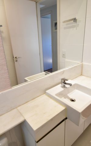 Apartamento à venda com 92m², 3 quartos e 2 vagasBanheiro
