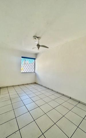 Casa à venda com 128m², 2 quartos e 1 vaga