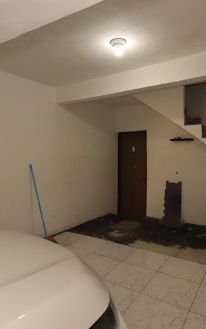 Casa à venda com 225m², 3 quartos e 2 vagasGaragem