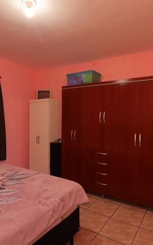Casa à venda com 225m², 3 quartos e 2 vagasQuarto 2 da Casa 1