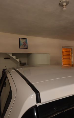 Casa à venda com 225m², 3 quartos e 2 vagasGaragem