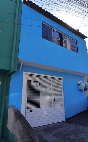 Casa à venda com 225m², 3 quartos e 2 vagasFachada
