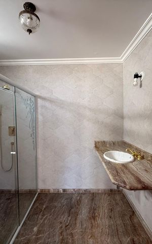 Apartamento à venda com 228m², 4 quartos e 2 vagas