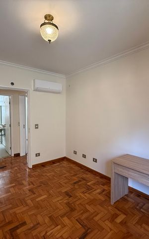 Apartamento à venda com 228m², 4 quartos e 2 vagas