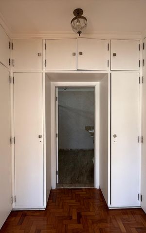 Apartamento à venda com 228m², 4 quartos e 2 vagas