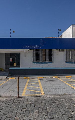 Casa à venda com 560m², 10 quartos e 10 vagasfachada