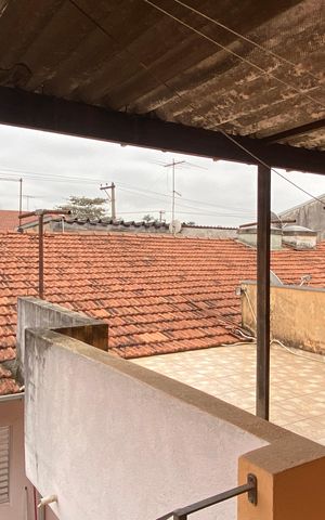 Casa à venda com 132m², 3 quartos e 2 vagas Casa à venda com 132m², 3 quartos e 2 vagasVaranda