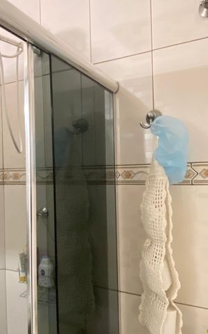 Casa à venda com 132m², 3 quartos e 2 vagas Casa à venda com 132m², 3 quartos e 2 vagasBanheiro