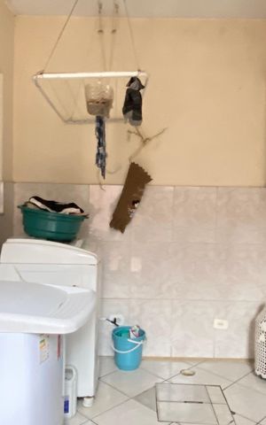 Casa à venda com 132m², 3 quartos e 2 vagas Casa à venda com 132m², 3 quartos e 2 vagasÁrea de Serviço
