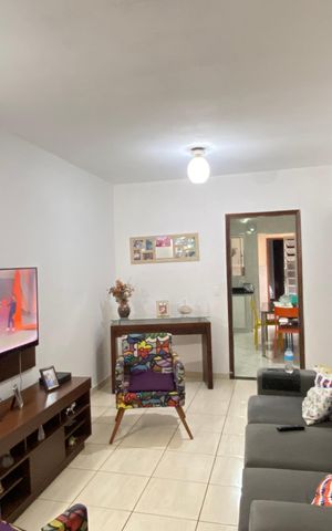 Casa à venda com 132m², 3 quartos e 2 vagas Casa à venda com 132m², 3 quartos e 2 vagasSala