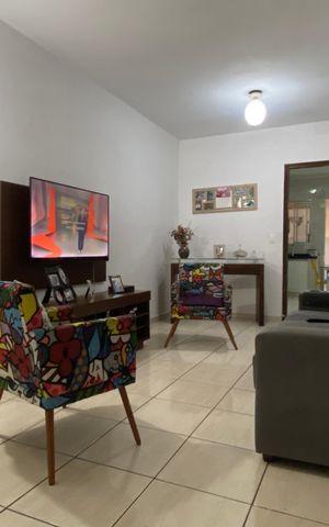 Casa à venda com 132m², 3 quartos e 2 vagas Casa à venda com 132m², 3 quartos e 2 vagasSala