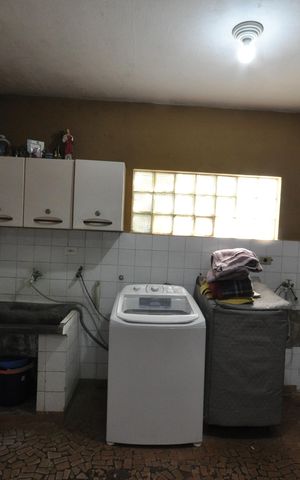 Casa à venda com 1180m², 4 quartos e 13 vagasÁrea de serviço 