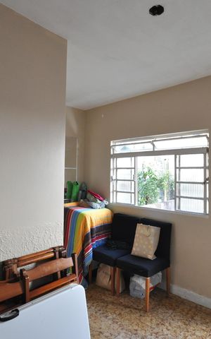Casa à venda com 1180m², 4 quartos e 13 vagasQuarto de Serviço