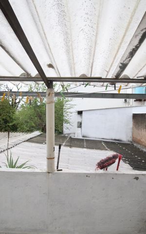 Casa à venda com 125m², 4 quartos e 1 vagaVaranda