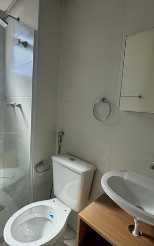 Apartamento para alugar com 47m², 2 quartos e 1 vaga Apartamento para alugar com 47m², 2 quartos e 1 vagaBanheiro