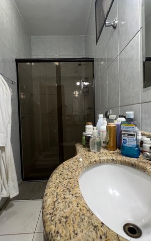 Casa à venda com 550m², 5 quartos e 4 vagasBanheiro da Suíte 2