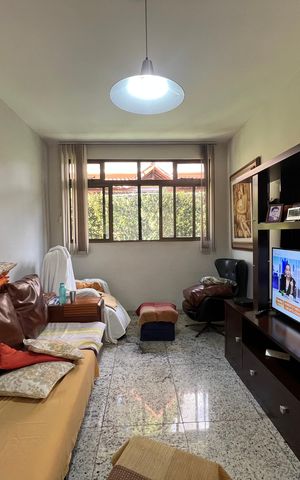 Casa à venda com 550m², 5 quartos e 4 vagasSala de TV