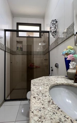 Casa à venda com 550m², 5 quartos e 4 vagasBanheiro Social