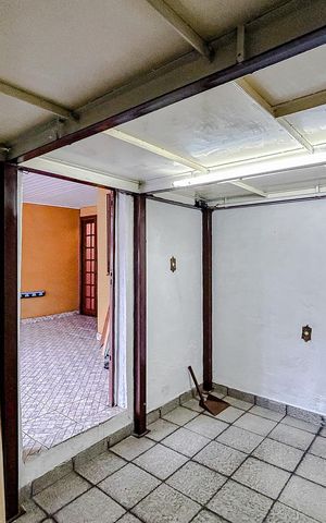 Casa à venda com 155m², 2 quartos e 1 vagaGaragem