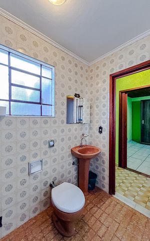 Casa à venda com 155m², 2 quartos e 1 vagaBanheiro
