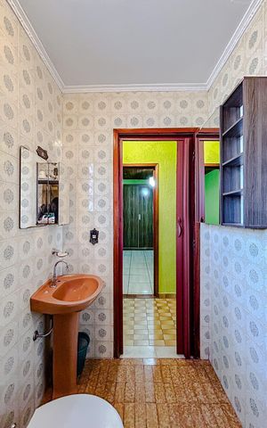 Casa à venda com 155m², 2 quartos e 1 vagaBanheiro