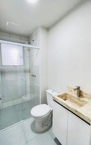 Apartamento para alugar com 82m², 2 quartos e 3 vagas Apartamento para alugar com 82m², 2 quartos e 3 vagasBanheiro