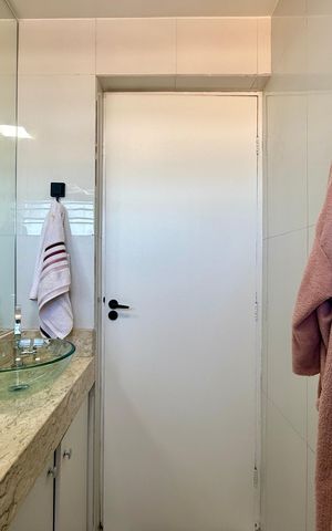 Apartamento à venda com 52m², 2 quartos e 1 vaga Apartamento à venda com 52m², 2 quartos e 1 vagaBanheiro