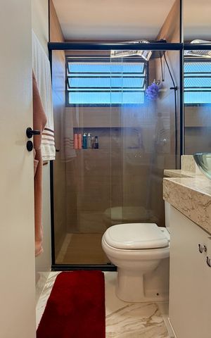 Apartamento à venda com 52m², 2 quartos e 1 vaga Apartamento à venda com 52m², 2 quartos e 1 vagaBanheiro