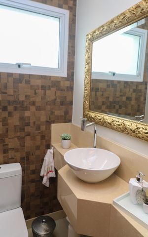 Casa à venda com 400m², 3 quartos e 5 vagas Casa à venda com 400m², 3 quartos e 5 vagasLavabo