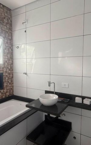 Casa para alugar com 110m², 2 quartos e sem vaga Casa para alugar com 110m², 2 quartos e sem vagaBanheiro