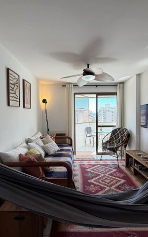 Apartamento à venda com 83m², 3 quartos e 2 vagas Apartamento à venda com 83m², 3 quartos e 2 vagasSala
