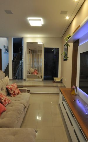 Casa à venda com 253m², 3 quartos e 5 vagasSala